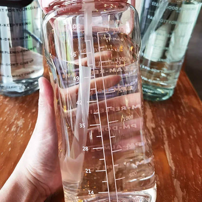 2L Przenośna Butelka Sportowa ze Słomką i Wskaźnikiem Czasu