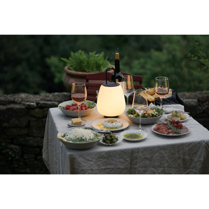 Nowoczesna LED-owa latarnia tarasowa