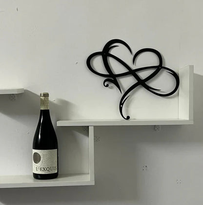 Żelazna Dekoracja Ścienna z Nieskończonym Sercem