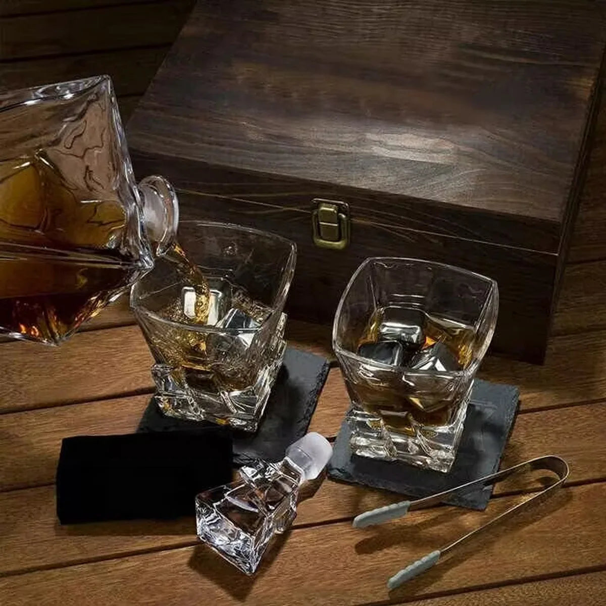 Ekskluzywny zestaw do whisky z kryształu z karafką i szklankami