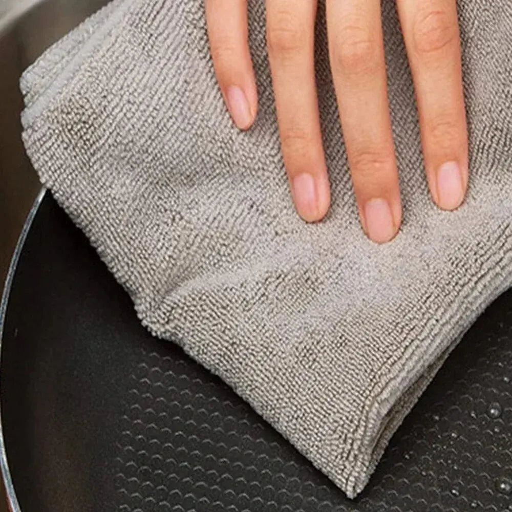 Zestaw 10 Ściereczek do Czyszczenia Samochodu z Mikrofibry