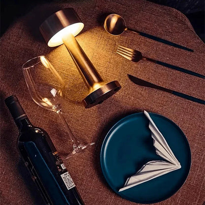 Elegancka LED-owa lampa stołowa