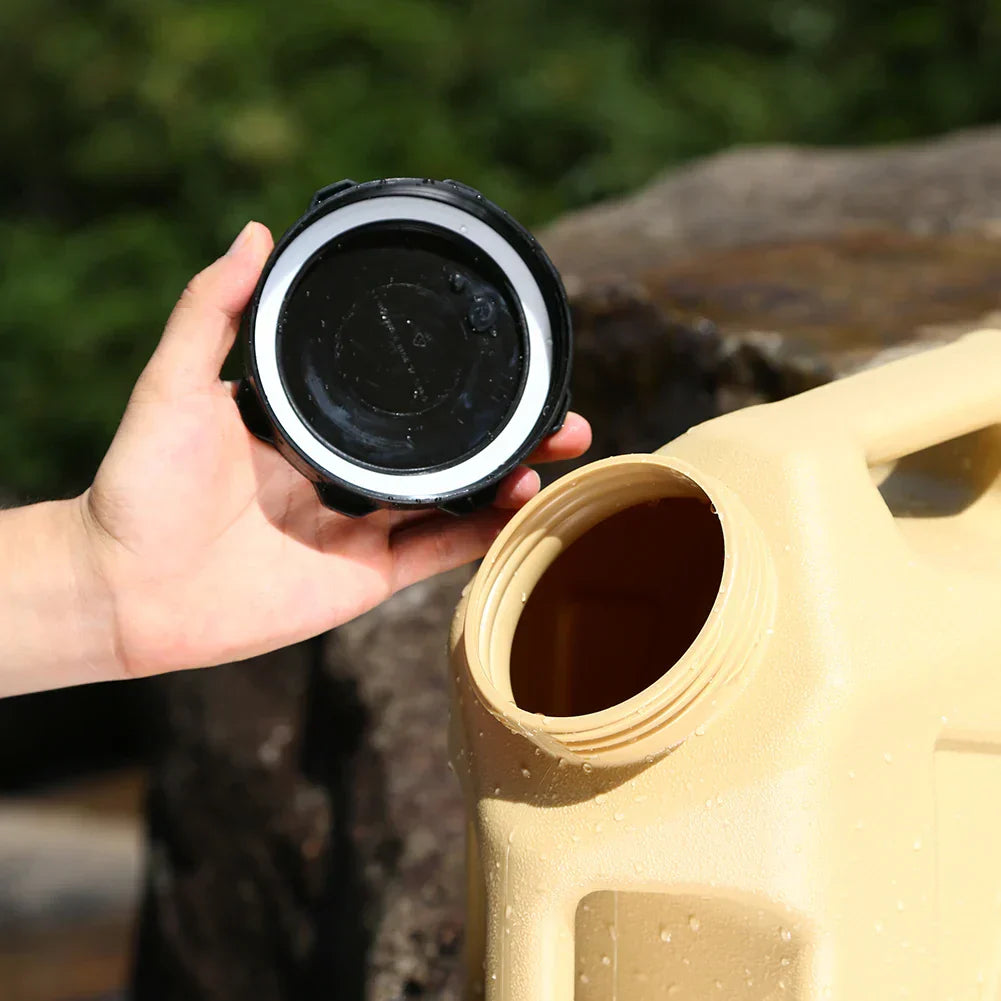 Przenośny Kanister Na Wodę 12L z Kranikiem – Wytrzymały na Kemping i Outdoor