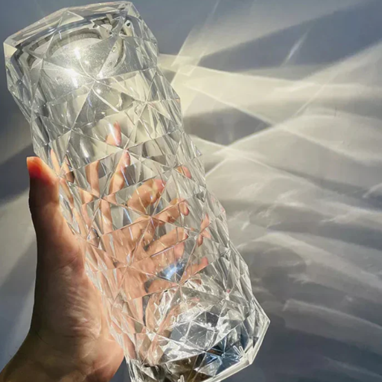 Lampa LED w Kryształowym Designie