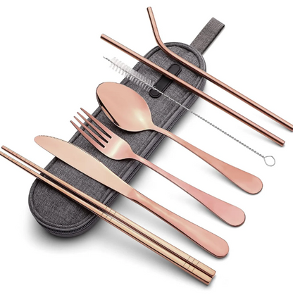 Kompaktowy zestaw sztućców ze stali nierdzewnej na podróż