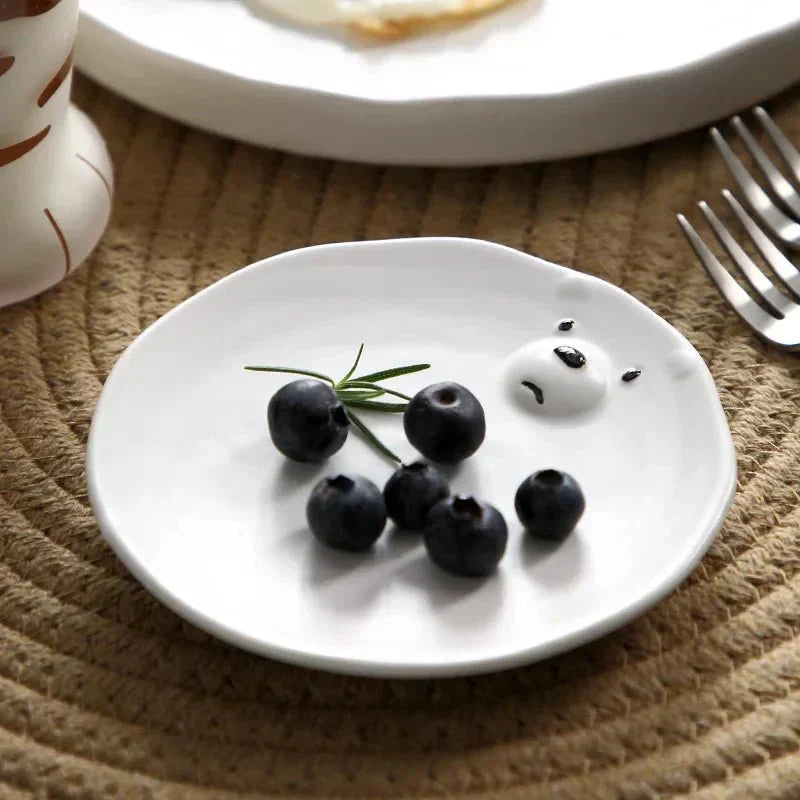 Uroczy Kubek z Białym Niedźwiedziem z Ceramiki