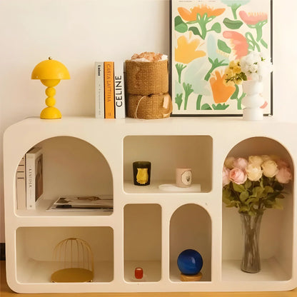 Nowoczesna Lampa Stołowa w Skandynawskim Stylu z Złotymi Akcentami