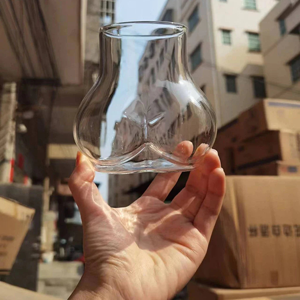 Elegancki Kieliszek z Kobiecymi Krągłościami